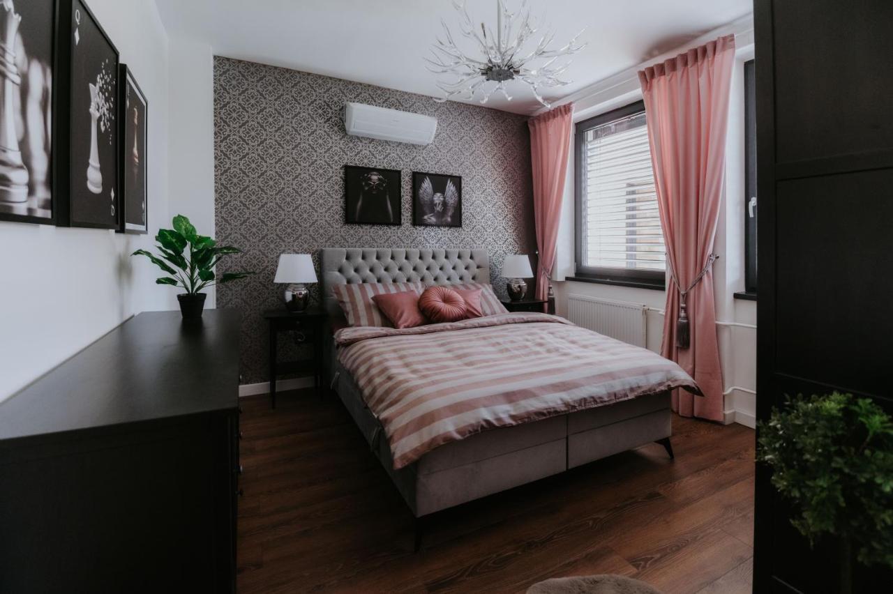 Apartmány Evia clinic Levice Exterior foto